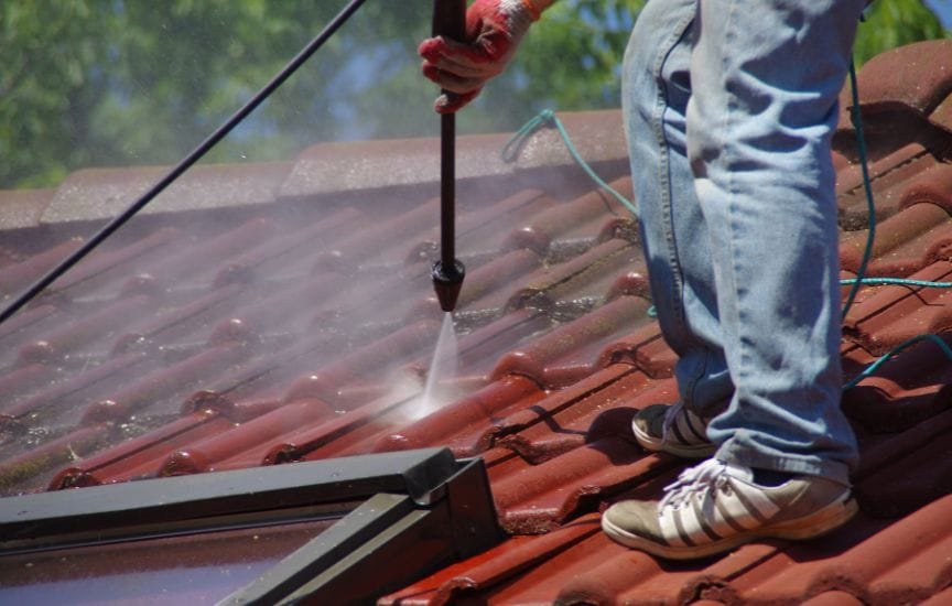 How Much Does Roof Cleaning Cost In London