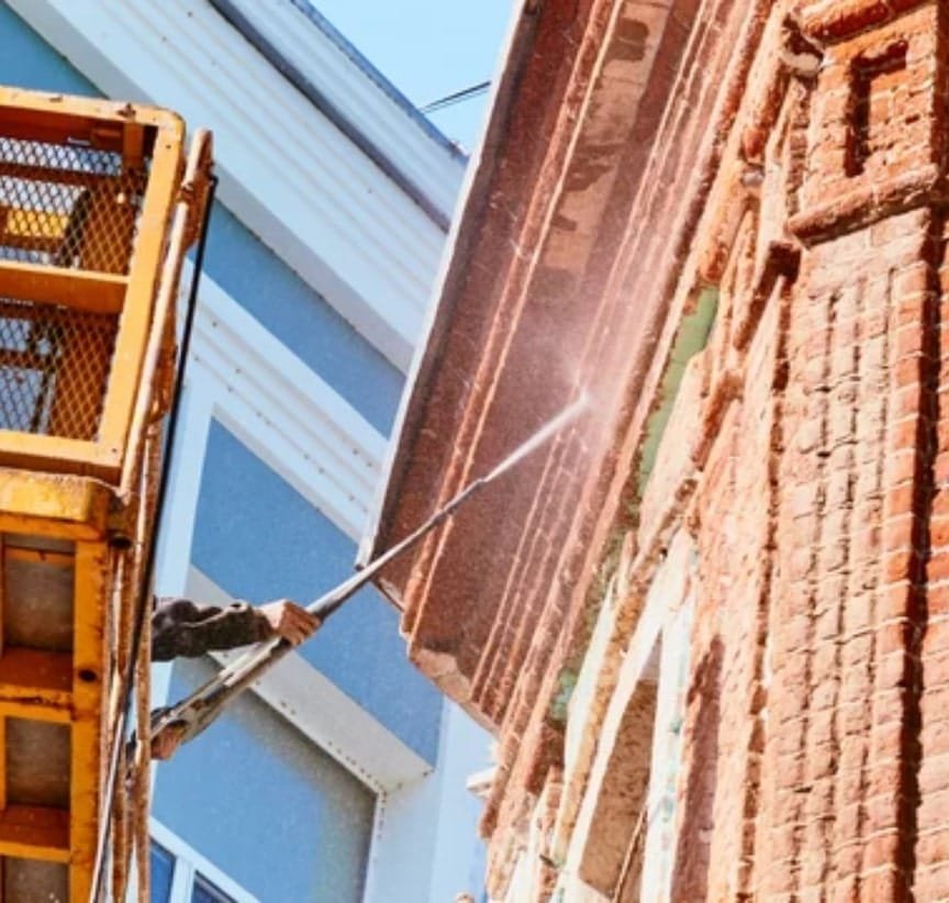 Why Choose London Power Washing Team for Brick Cleaning-min